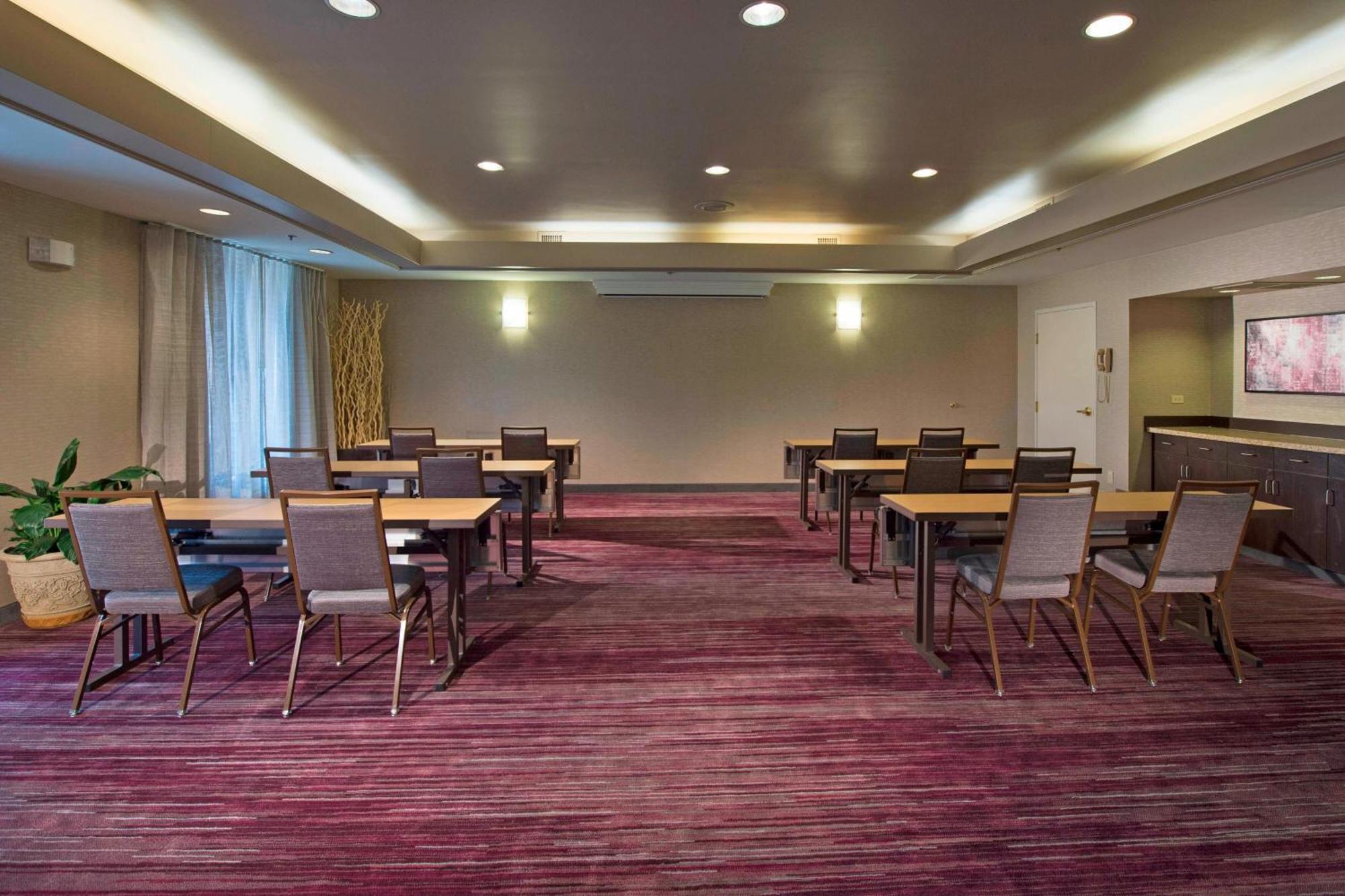 Courtyard By Marriott Dothan Exterior photo